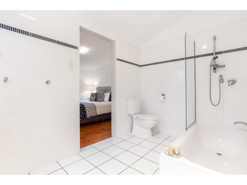 52 Daisy Street, Grange QLD 4051