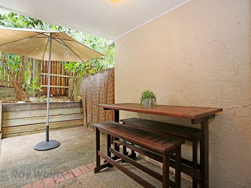 2/2 Ruth Street, Wilston QLD 4051