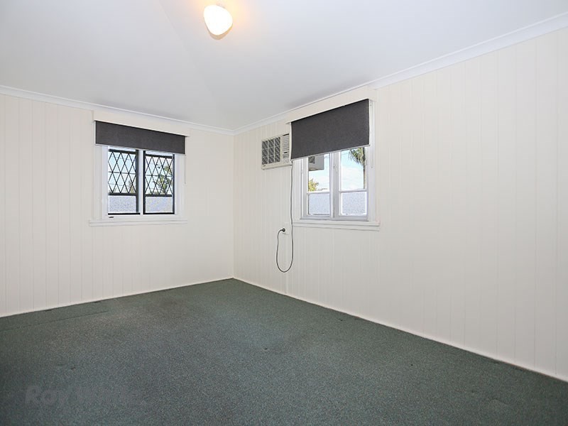 28 Clifford Street, Stafford QLD 4053