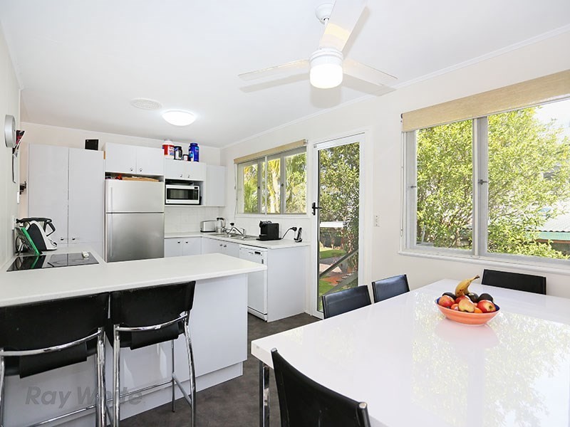 19 Pinewood Street, Geebung QLD 4034