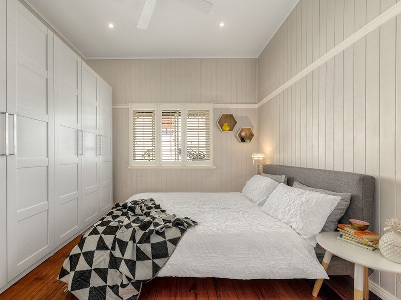 27 Montrose Street, Gordon Park QLD 4031