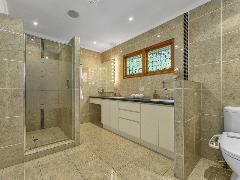 32 Barokee Street, Stafford QLD 4053