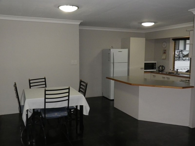 3/10 Rhodes Street, Stafford QLD 4053