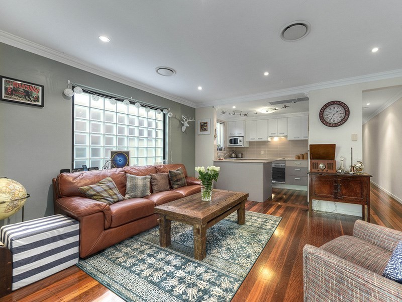 2/64 Kedron Brook Road, Wilston QLD 4051