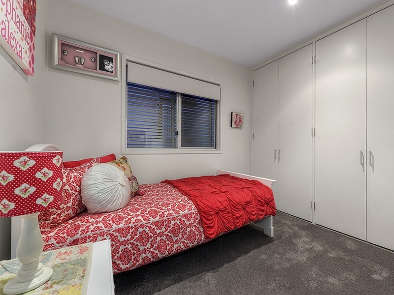 24 Scott Street, Kedron QLD 4031