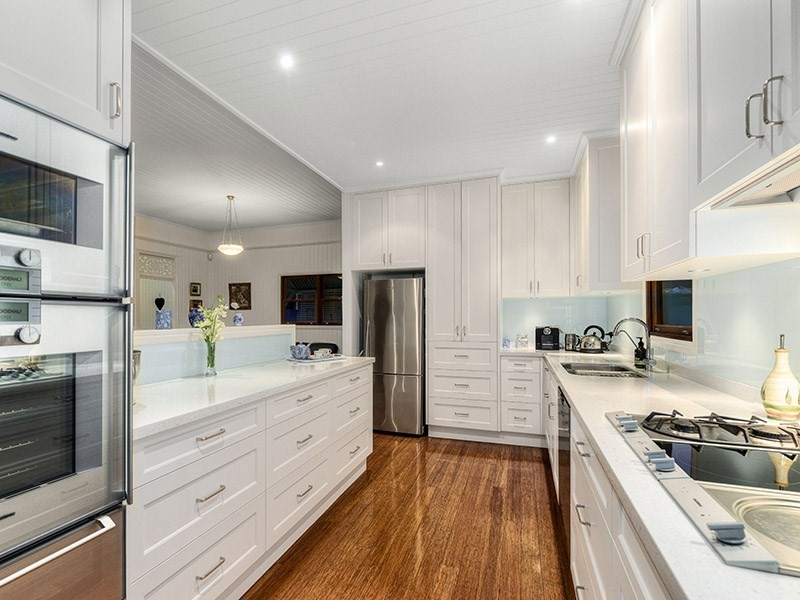 14 Thomas Street, Grange QLD 4051