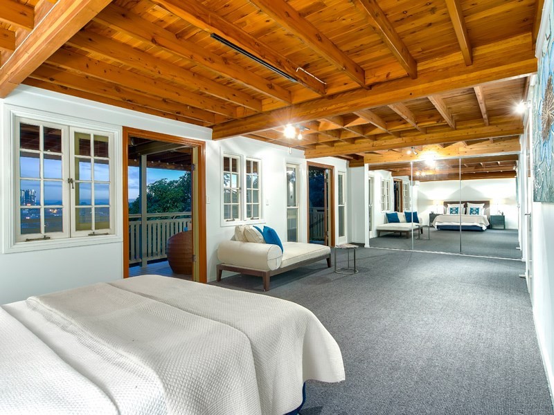 24 Cambridge Street, Red Hill QLD 4059