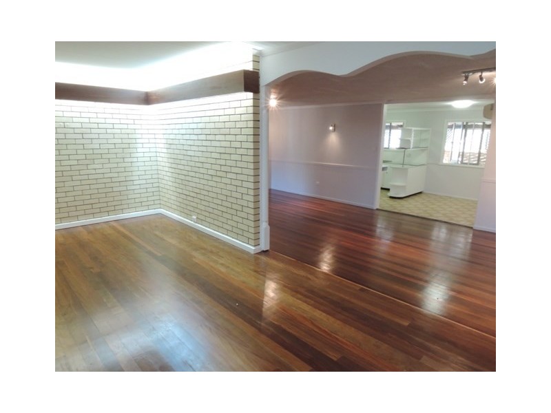 6 Lindale Street, Chermside West QLD 4032