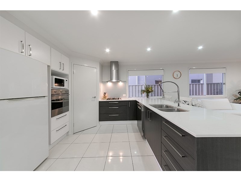 28 Ure Street, Hendra QLD 4011