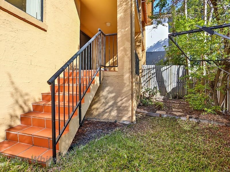 1/30 Sankey Street, Carina QLD 4152