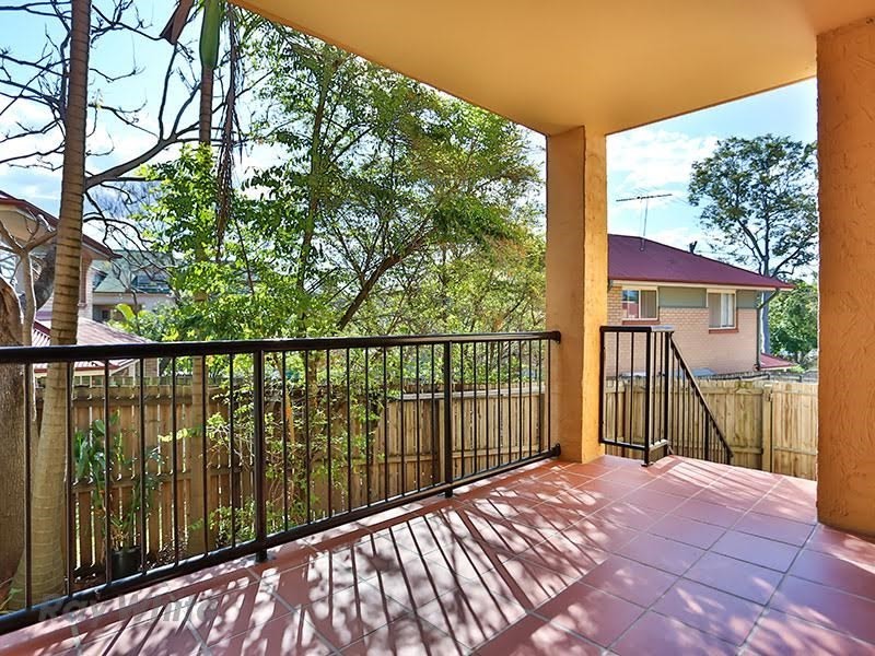 1/30 Sankey Street, Carina QLD 4152