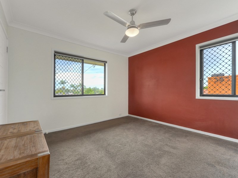 170 Trouts Road, Stafford Heights QLD 4053
