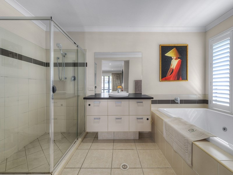 12 Barrhead Street, Wavell Heights QLD 4012