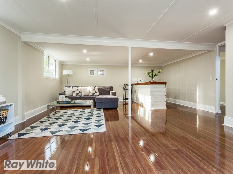 3 Baronia Court, Everton Hills QLD 4053