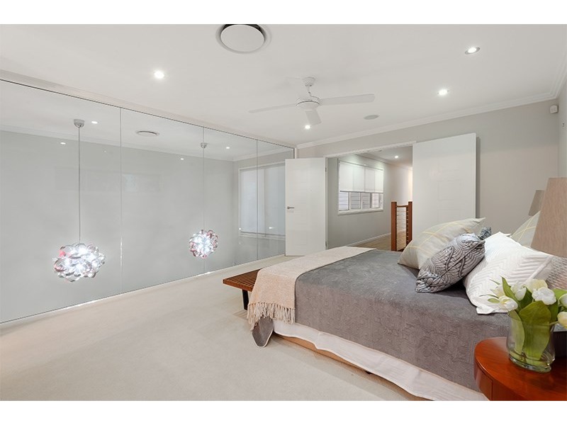 47 Hamilton Avenue, Hendra QLD 4011