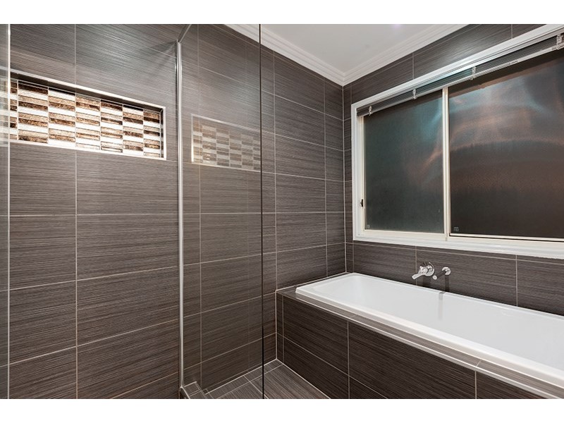 47 Hamilton Avenue, Hendra QLD 4011