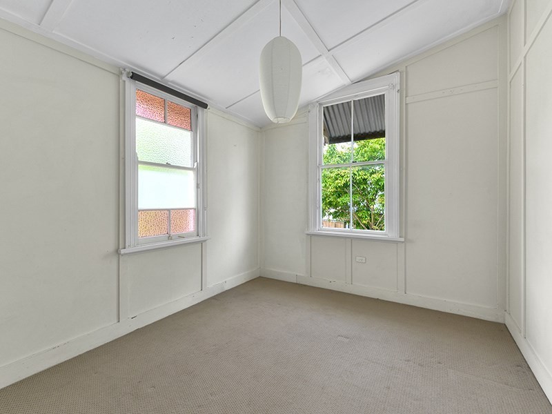 2/57 Days Road, Grange QLD 4051