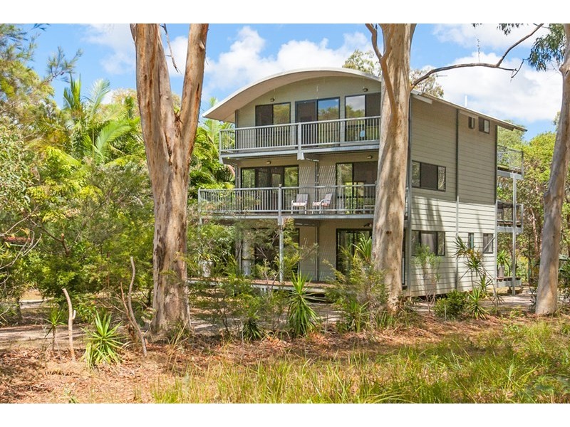 26 Treasure Island Avenue, Karragarra Island QLD 4184