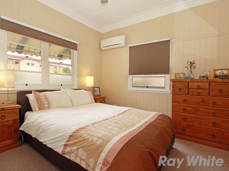 43 Clifford Street, Stafford QLD 4053