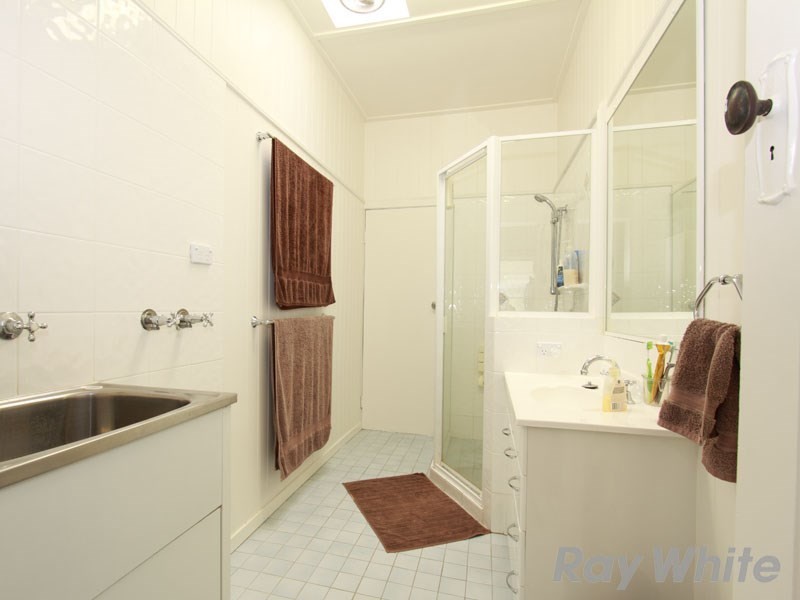 43 Clifford Street, Stafford QLD 4053