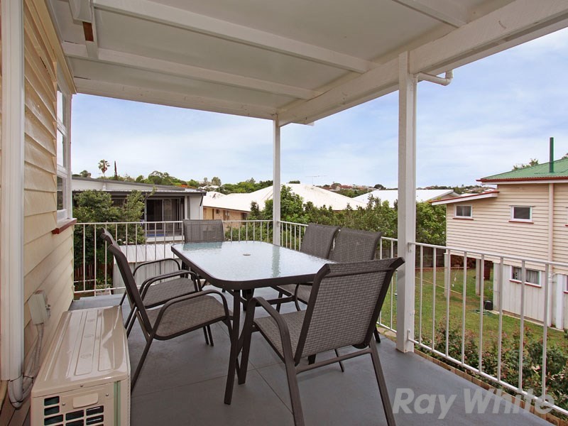 43 Clifford Street, Stafford QLD 4053