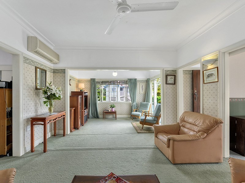 46 Crawford Avenue, Stafford QLD 4053