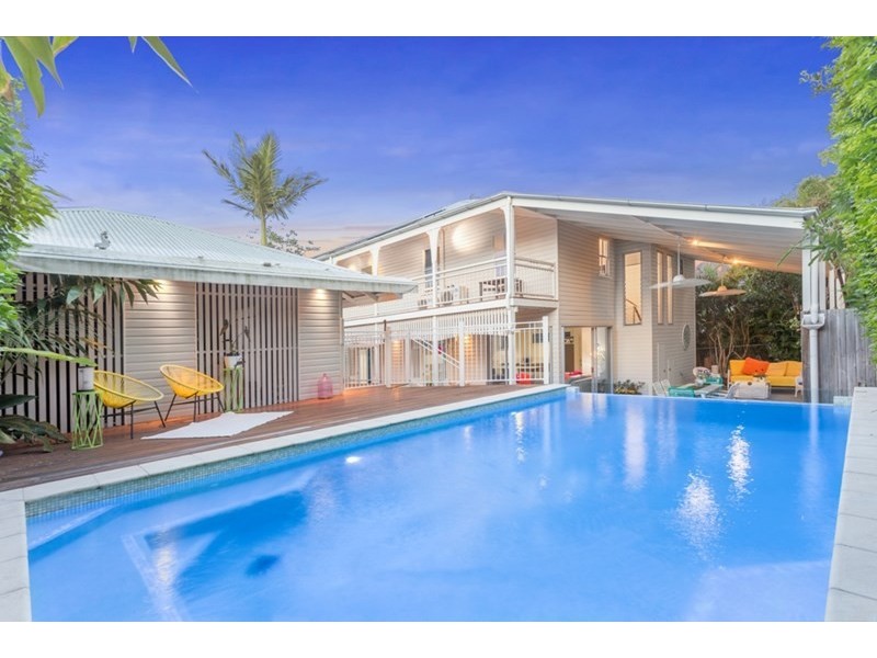 25 Badger Street, Newmarket QLD 4051