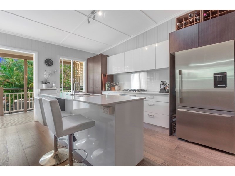 22 Dennis Street, Grange QLD 4051