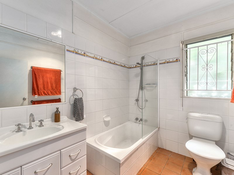 31 Webb Street, Stafford QLD 4053