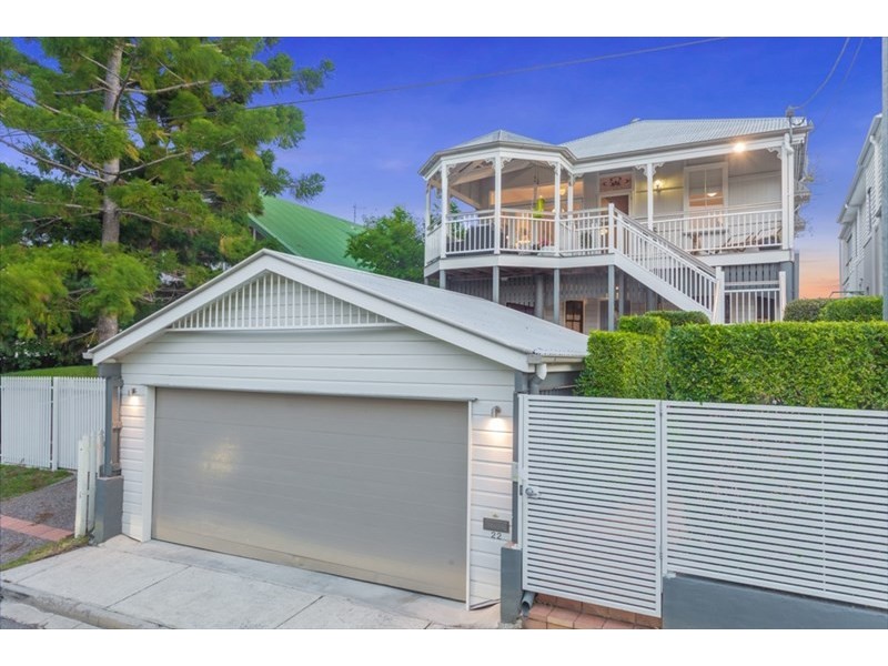 22 Evelyn Street, Grange QLD 4051