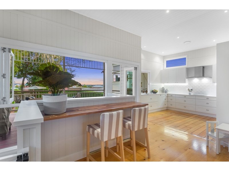 22 Evelyn Street, Grange QLD 4051