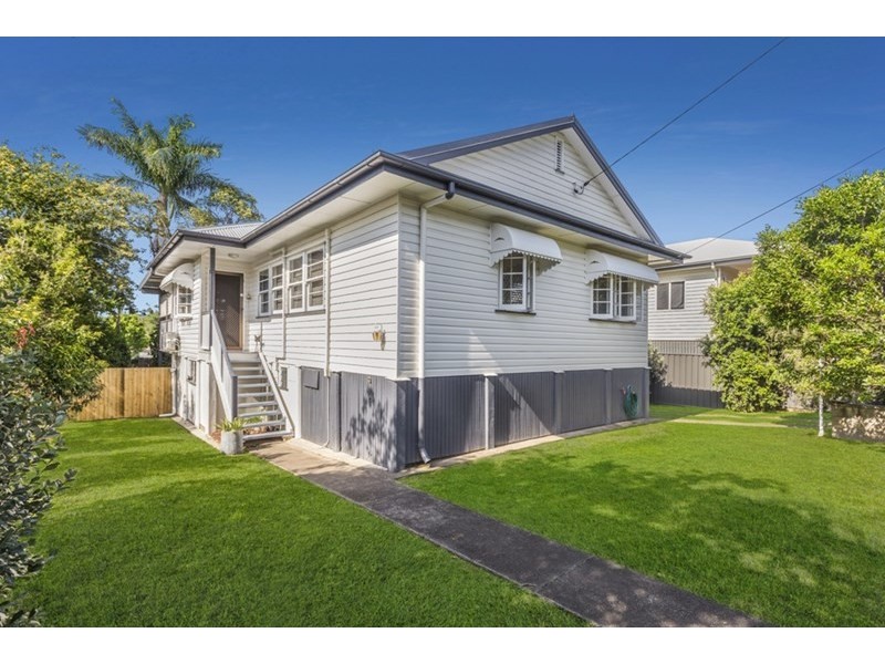 31 Maple Street, Wavell Heights QLD 4012