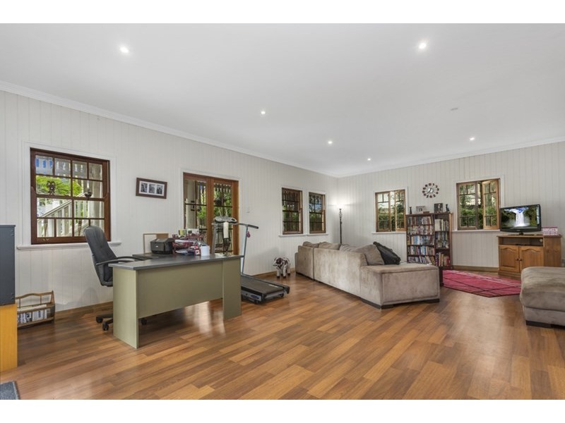 19 Adele Street, Kedron QLD 4031