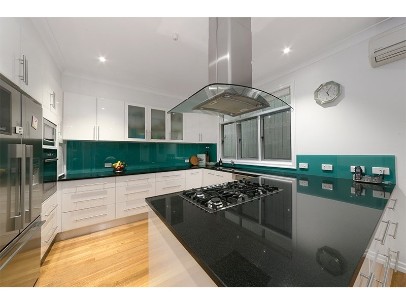 2 Langside Road, Hamilton QLD 4007