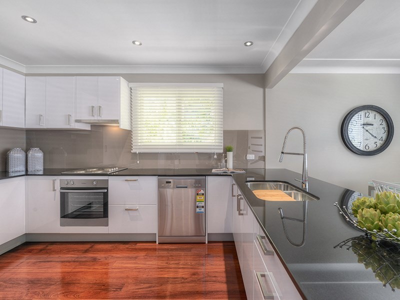 16 Caronga Street, Wavell Heights QLD 4012