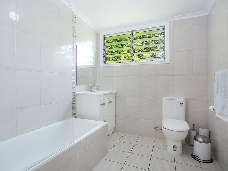 5 Broadway Street, Red Hill QLD 4059