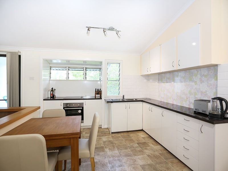 5 Broadway Street, Red Hill QLD 4059