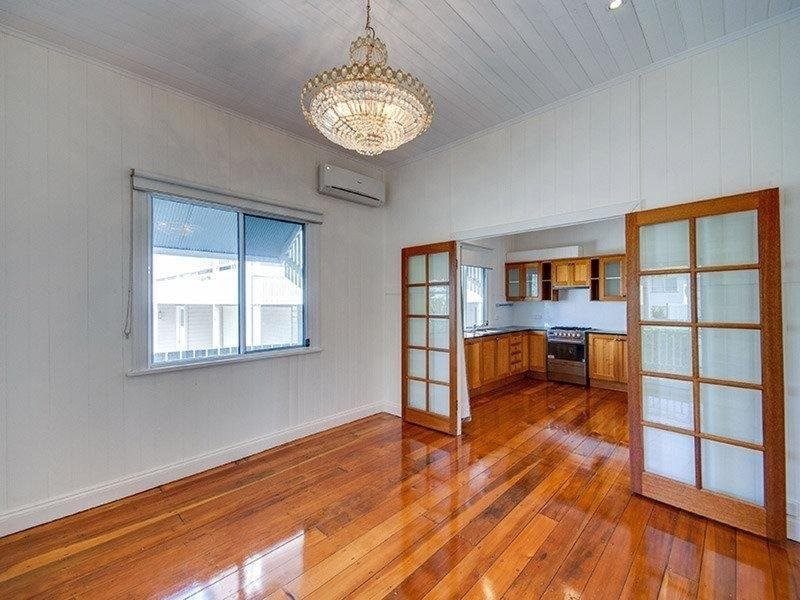 153 Main Avenue, Windsor QLD 4030