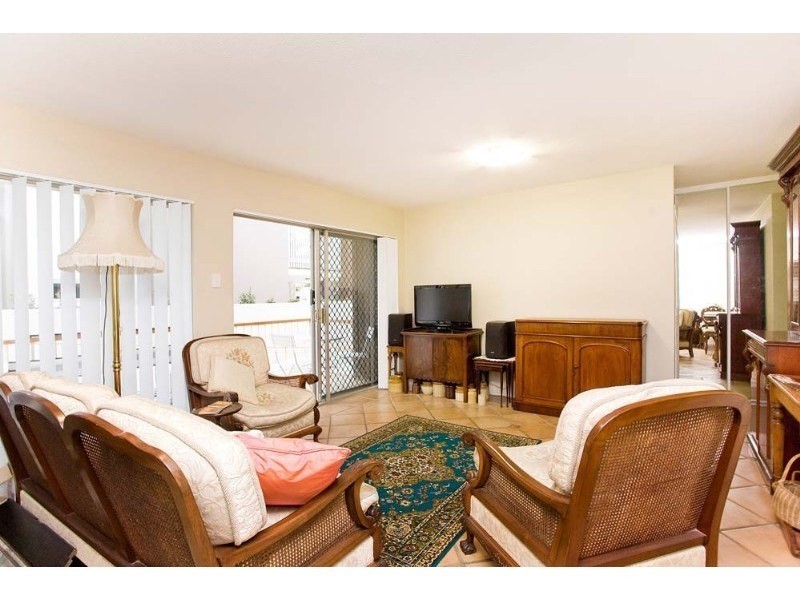 2/6 Grimes Street, Auchenflower QLD 4066