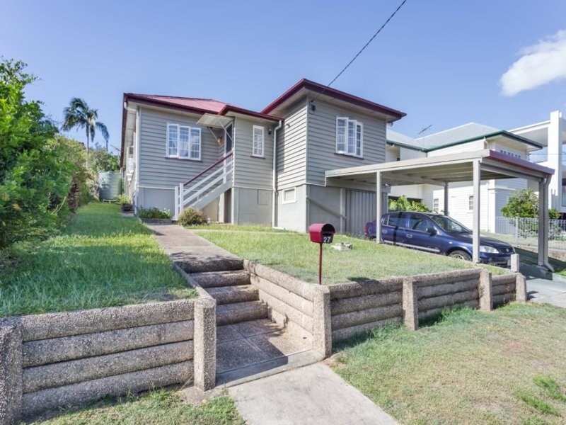 27 Tathra Street, Stafford QLD 4053