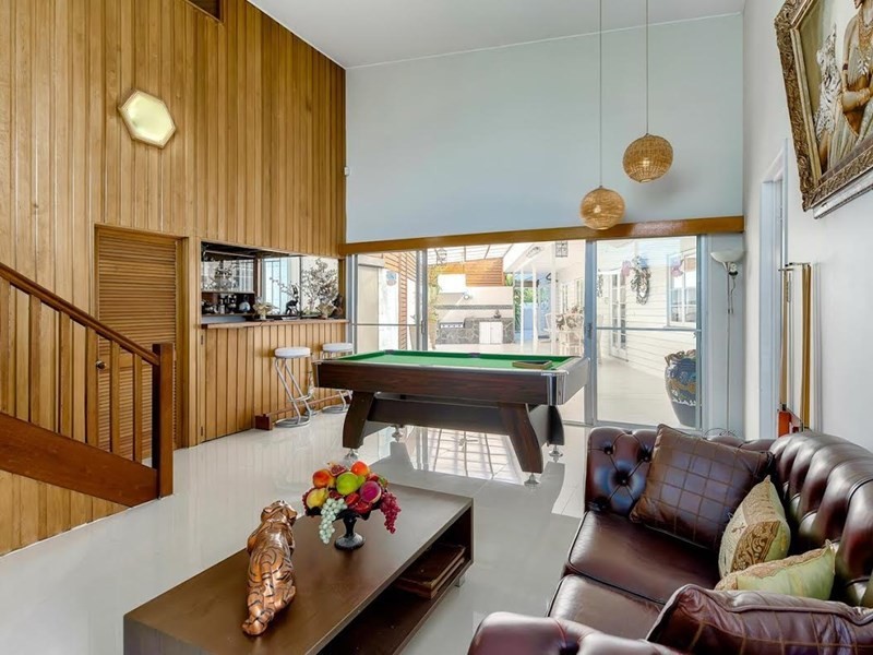 65 Lansdowne Street, Newmarket QLD 4051