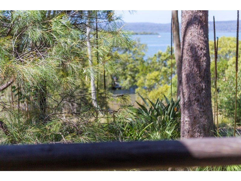20 The Esplanade, Karragarra Island QLD 4184
