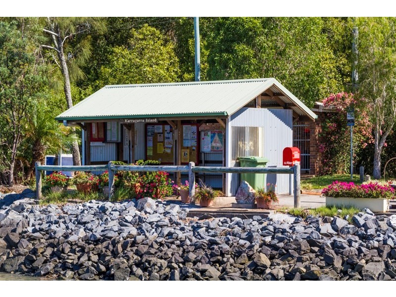 20 The Esplanade, Karragarra Island QLD 4184