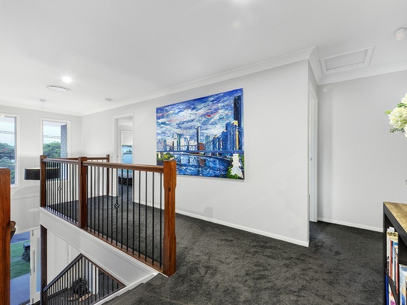 92 Eighth Avenue, Grange QLD 4051