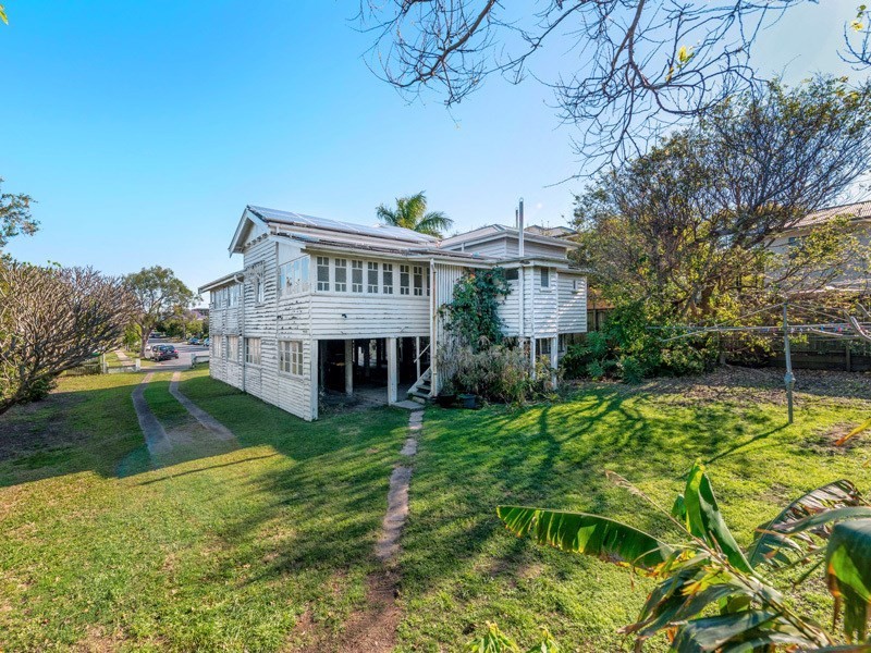 40 Glenfern Avenue, Kedron QLD 4031