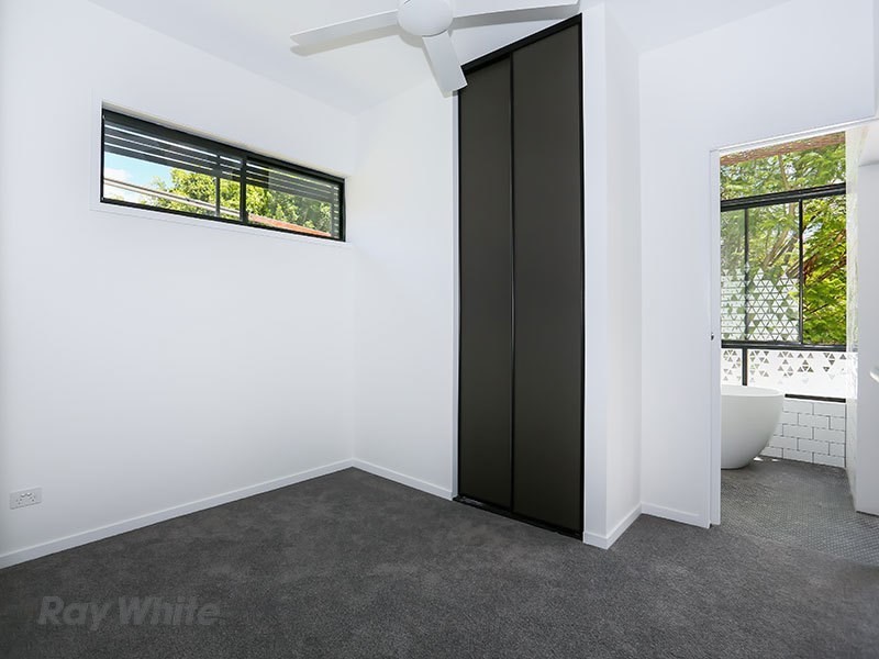 16a Heaslop Street, Woolloongabba QLD 4102