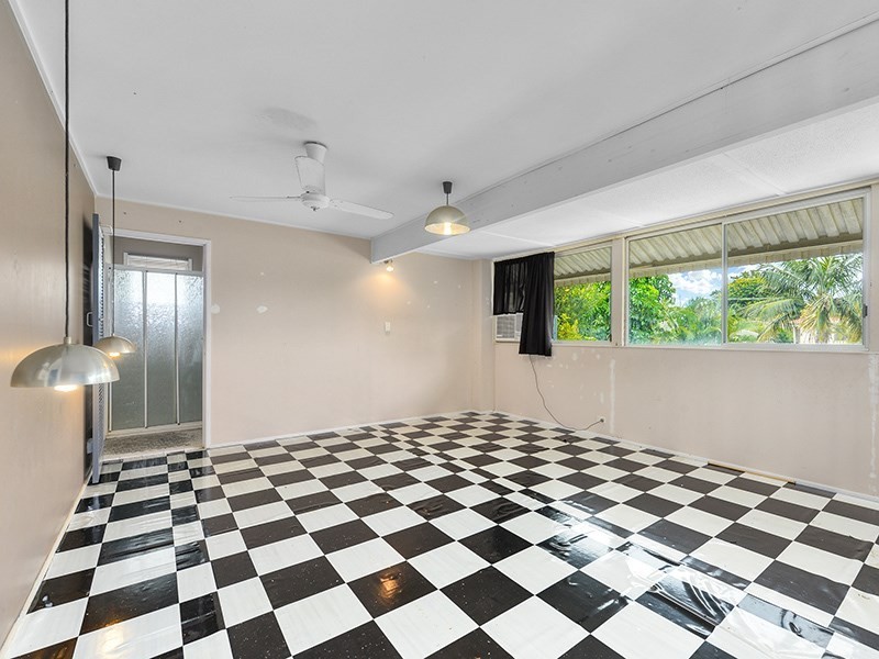 25 Gertrude Street, Strathpine QLD 4500