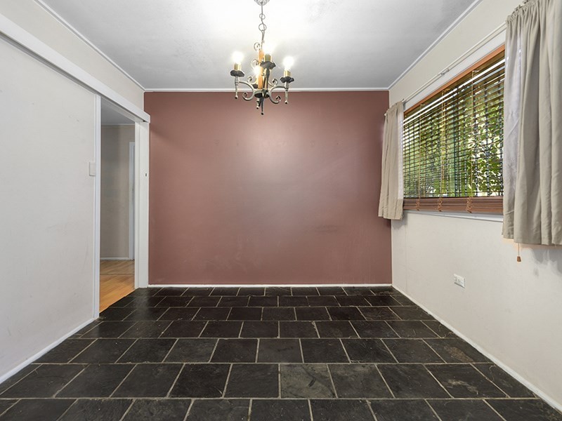 25 Gertrude Street, Strathpine QLD 4500