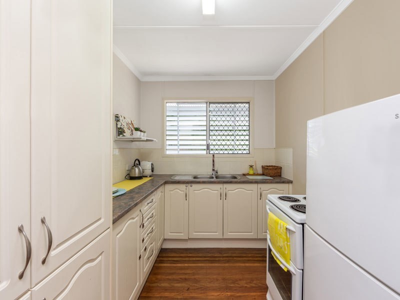 50 Main Avenue, Wavell Heights QLD 4012