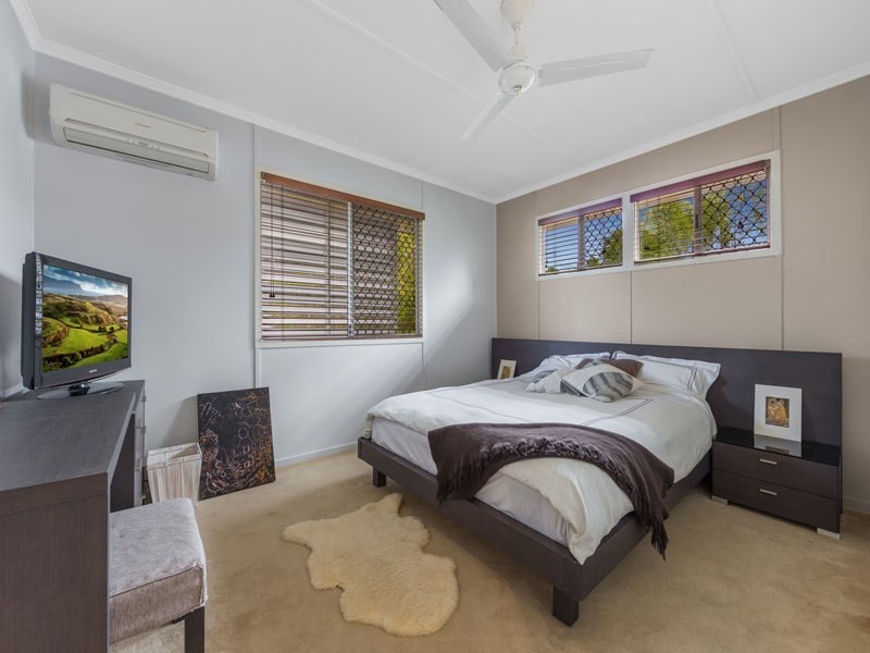 50 Main Avenue, Wavell Heights QLD 4012
